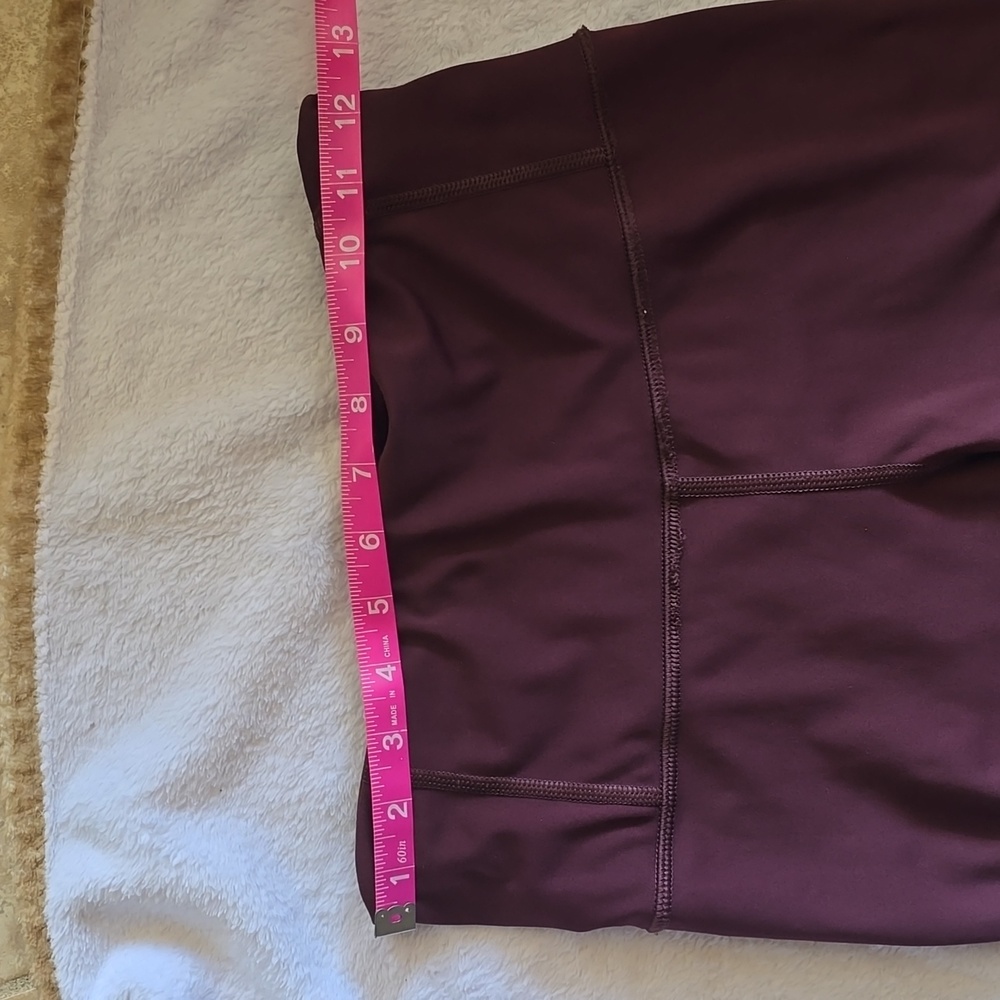 athleta persistent laser cut 7/8 tight leggings EUC